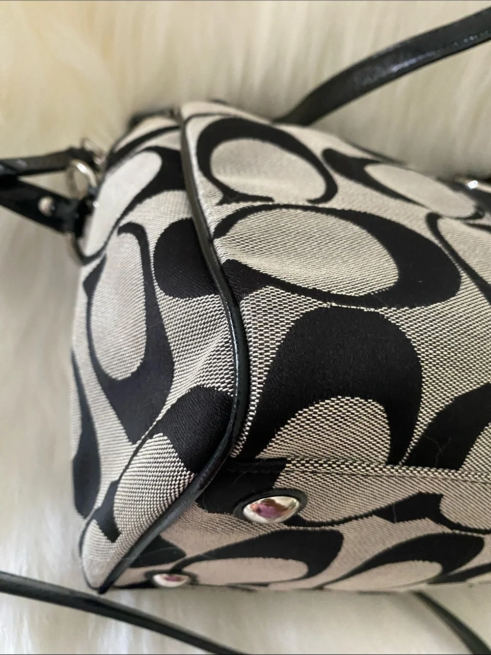COACH Signature Jacquard Stripe Satchel in Black/ Gray with Strap F24364 EUC
